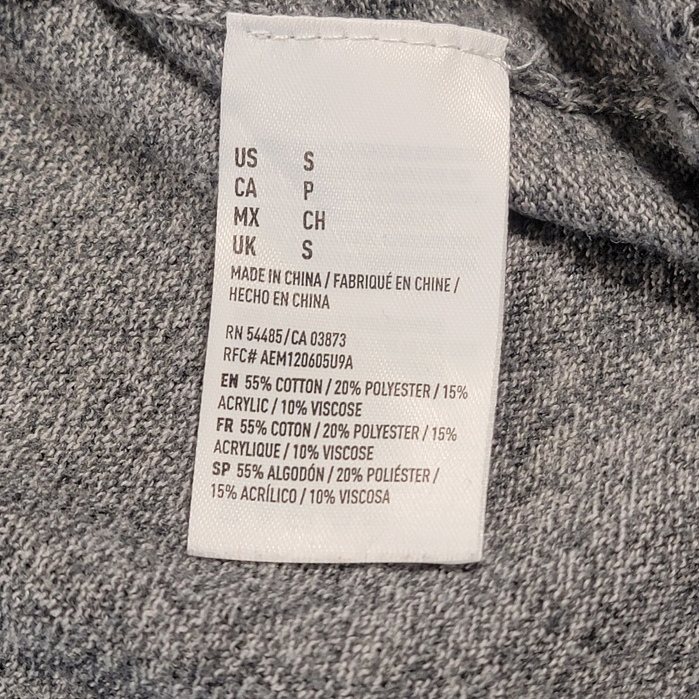 American‎ Eagle Outfitters Sweater Women's Gray V Neck Lightweight Size Small - Picture 6 of 10